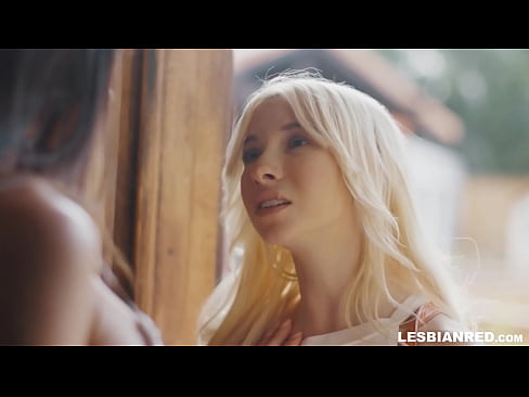❤️ Qiz bir necha oydan keyin uyga keladi va o'gay onasining mushukini yeydi ❤️  seks  bizda uz.porn-93.ru ﹏