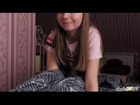 ❤️ Blondie uning BFF ning chuqur so'radi va uning og'ziga Jum oladi ❤️  seks  bizda uz.porn-93.ru ﹏